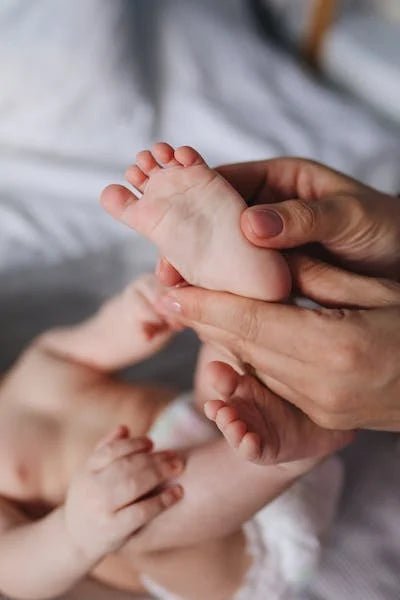 Navigating Parenthood: Essential Tips for Newborn Care - Wolfie Kids