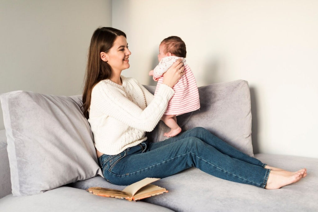 Open Communication Between Mom and Baby: The Heart of Bonding - Wolfie Kids