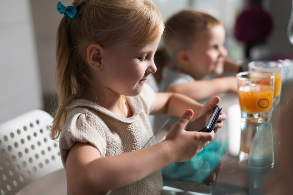 The Impact of Social Media on Toddlers: What Parents Need to Know - Wolfie Kids