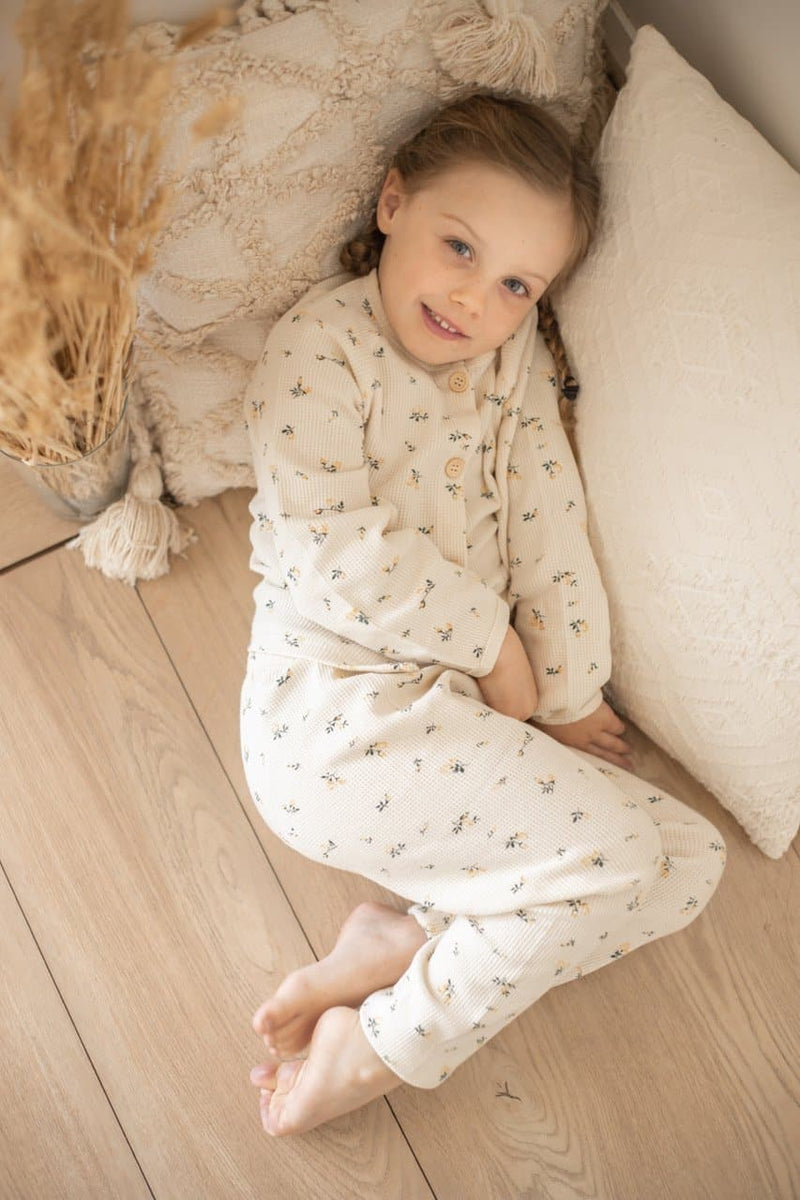 Evelyn pajamas | beige flower - Wolfie Kids